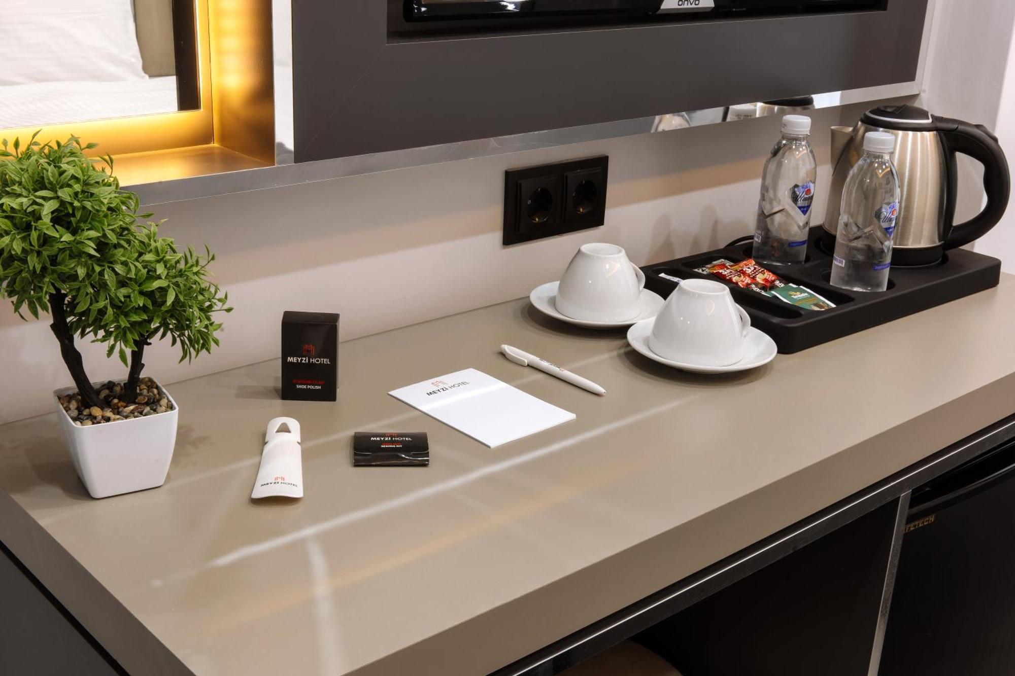 Meyzi Hotel اسطنبول المظهر الخارجي الصورة
